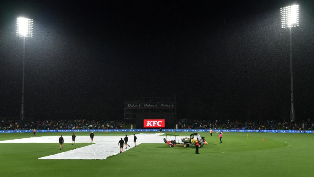New Zealand v England T20 series opener abandoned due to rain